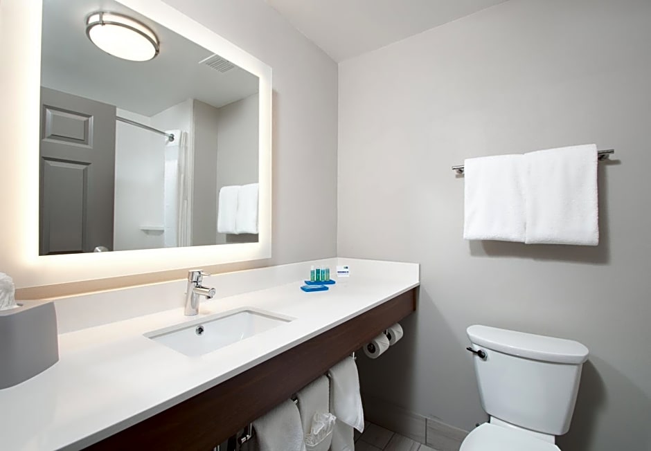 Holiday Inn Express Quantico - Stafford by IHG