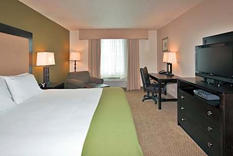 Standard King Room with Mobility Accessible Roll-In Shower