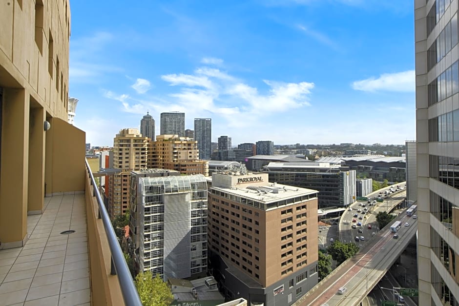 YEHS Hotel Sydney Harbour Suites