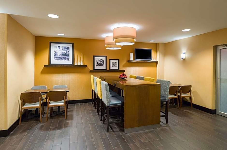 Hampton Inn By Hilton Manhattan - Times Square South