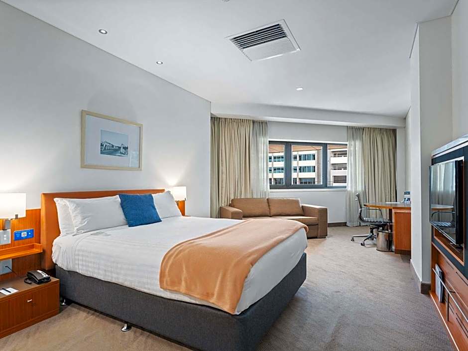 Novotel Canberra
