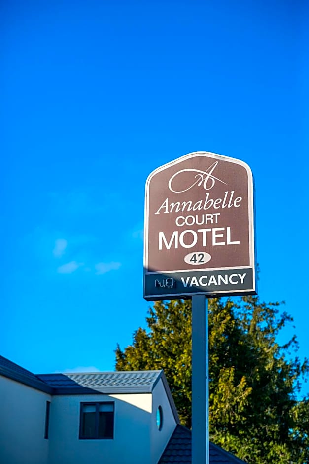 Annabelle Court Motel
