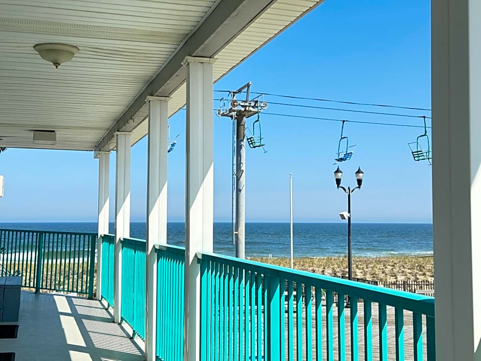 Boardwalk Sand & Surf Beach Hotel Oceanfront