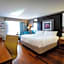 Holiday Inn Niagara Falls-By the Falls By IHG