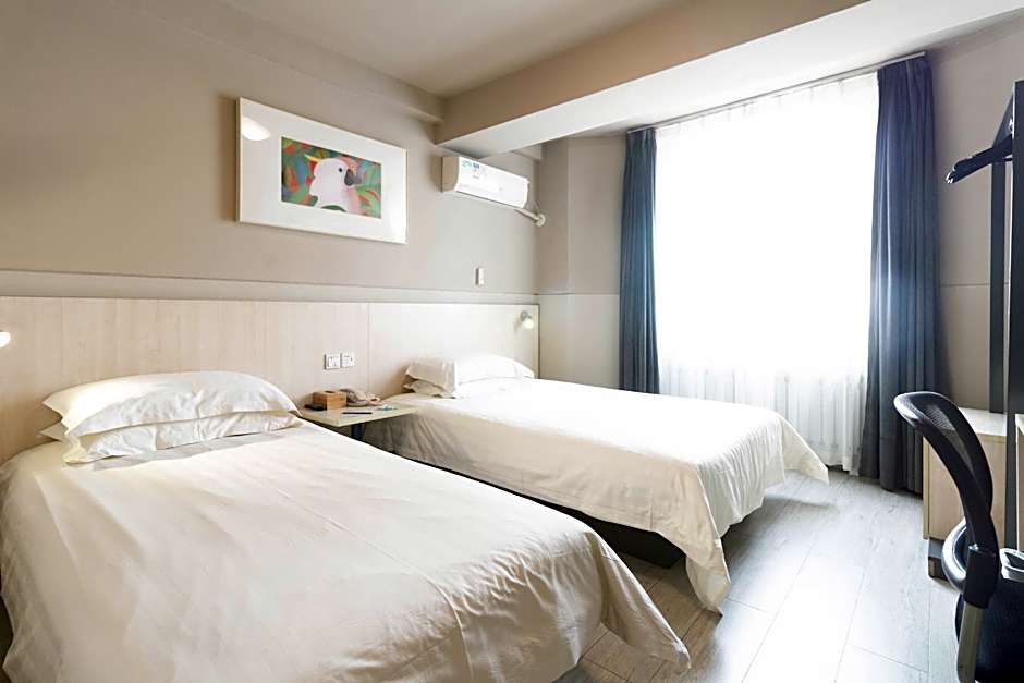 Jinjiang Inn Anshan Thriving Square