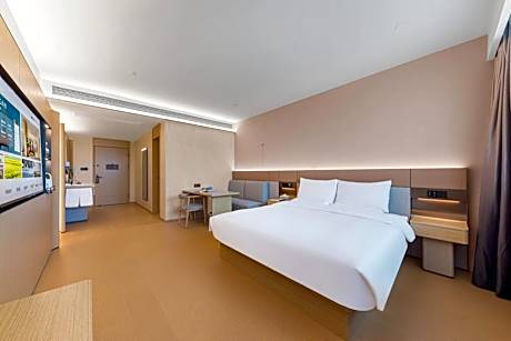 Huazhu - Superior BedRoom