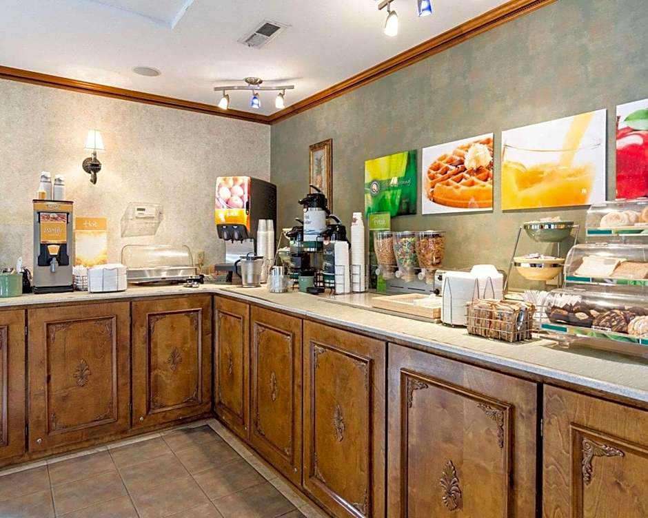 Quality Inn South Hill I-85