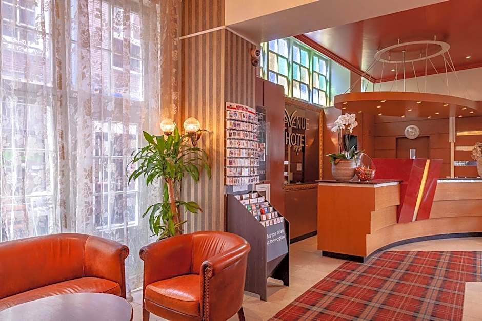 Avenue Hotel