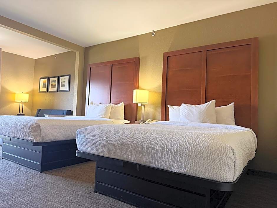 Vista Suites-Near Island Drive