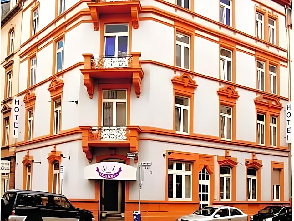 Hotel Columbus