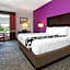La Quinta Inn & Suites by Wyndham Tampa South