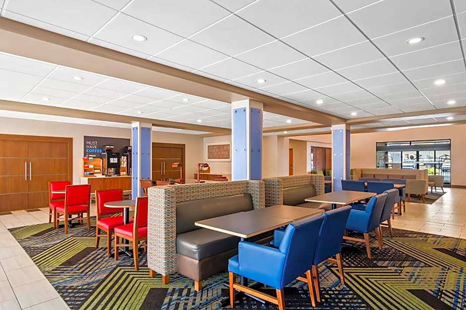 Holiday Inn Express & Suites Jacksonville South East - Medical Center Area By IHG