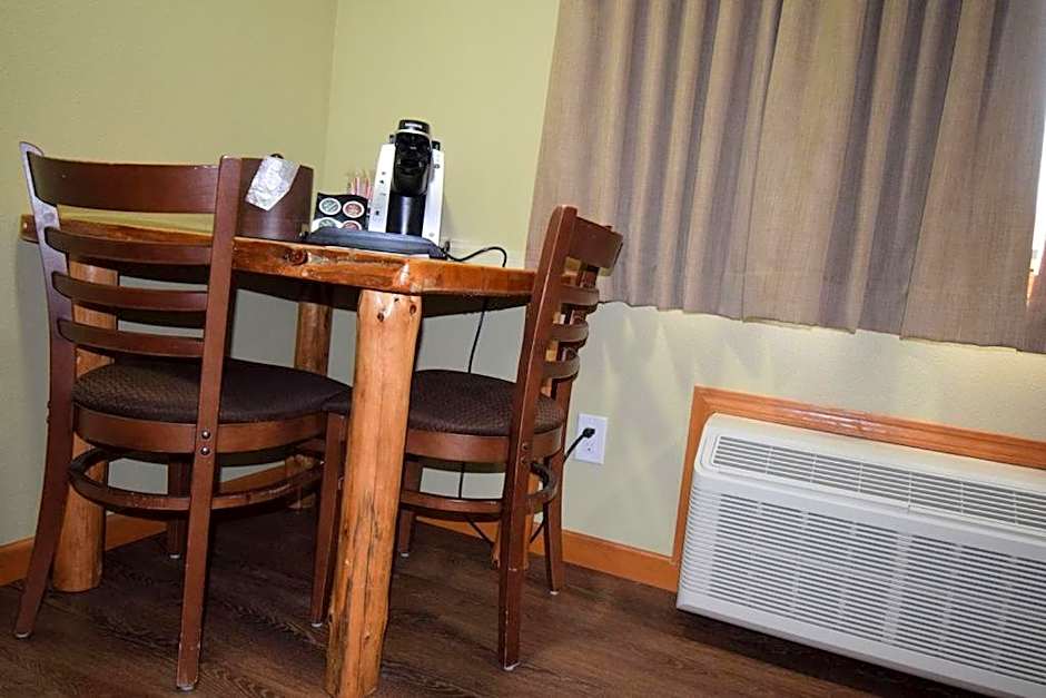 Nisqually Lodge