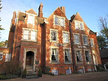Canterbury Hotel