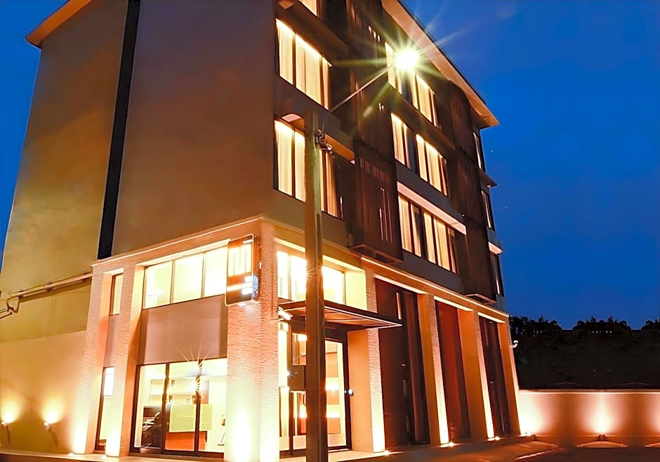 The Bangkok Major Suite