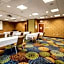 Holiday Inn Express Hotel & Suites Pittsburgh Airport By IHG