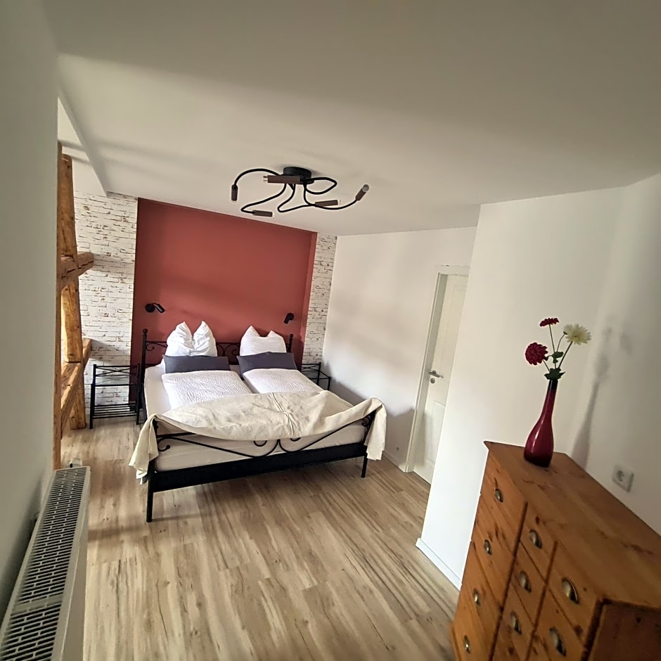Gästezimmer Treuen - Bed & Breakfast