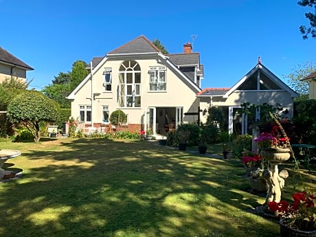 Heatherdene House
