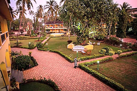 Carina Beach Resort