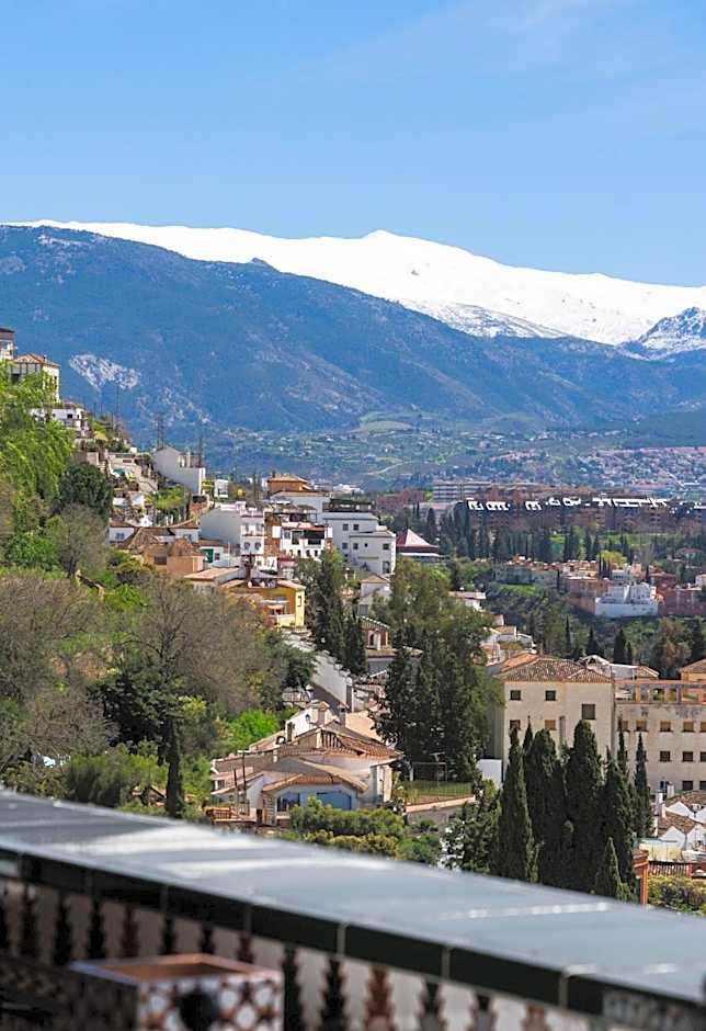 Alhambra Palace Hotel