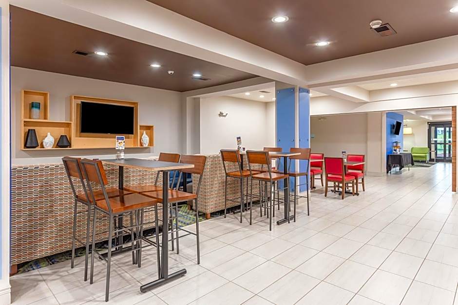 Holiday Inn Express Hotel & Suites Shiloh/OFallon By IHG
