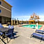 La Quinta Inn & Suites by Wyndham Kyle - Austin South