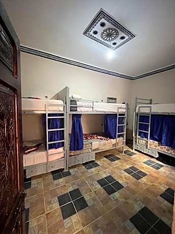 Bed in 8-Bed Mixed Dormitory Room