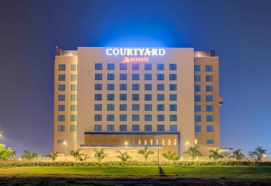 Courtyard by Marriott Surat