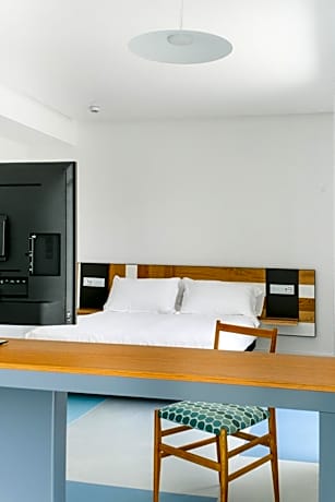 Family Triple Room with Balcony