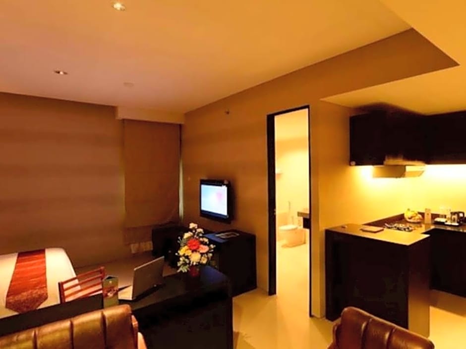 Emilia Hotel By Amazing - Palembang