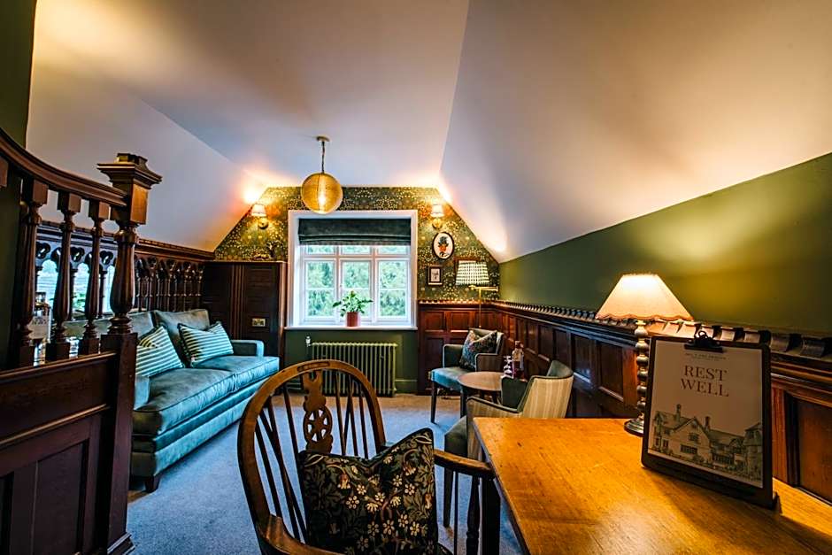 Bel And The Dragon-Churt