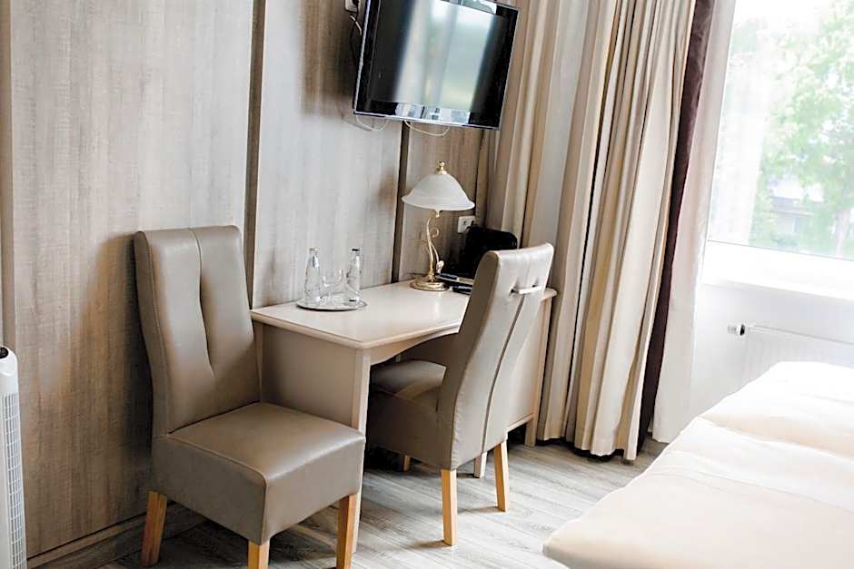 Bach Hotel