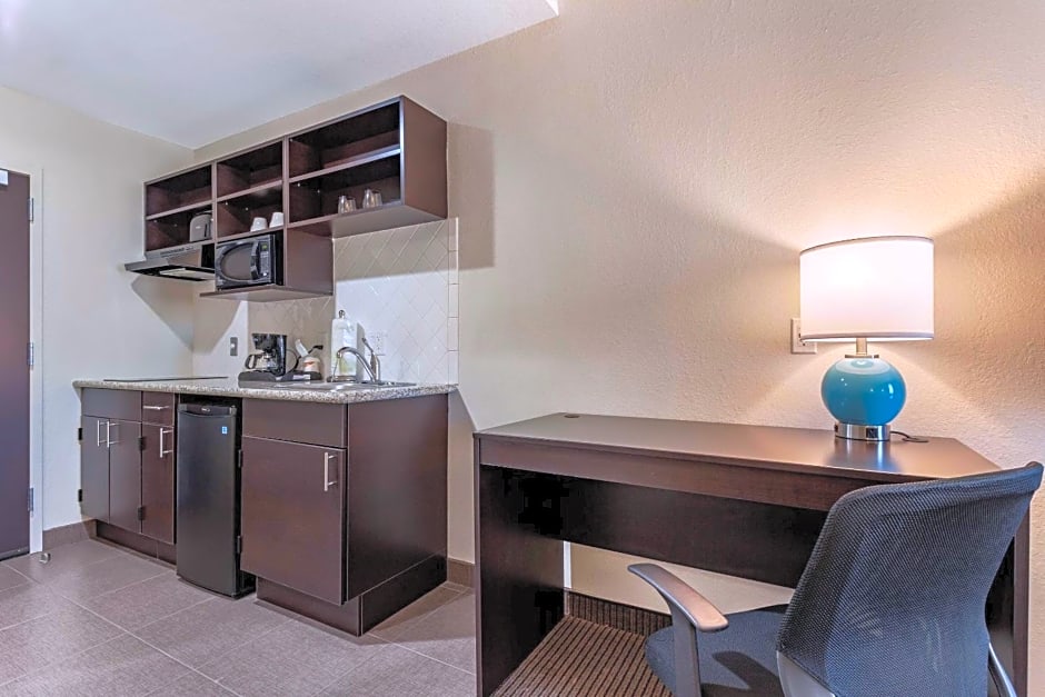 Sleep Inn & Suites