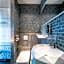 Diamond Capsule Hotel Amsterdam South