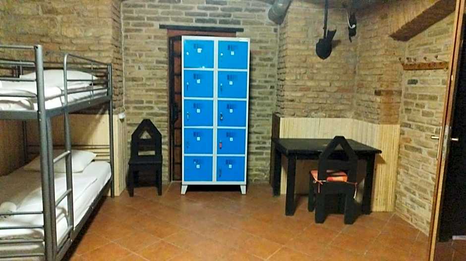 Alba Hostel