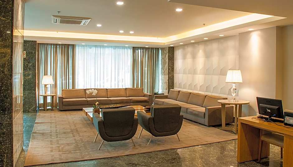 Mirasol Copacabana Hotel