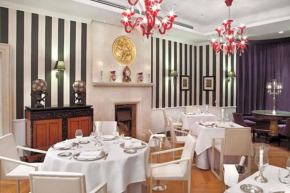 The Ashbee Hotel