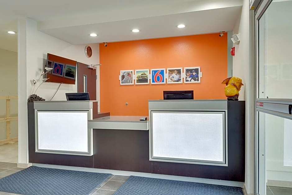 Motel 6-Tulsa, OK