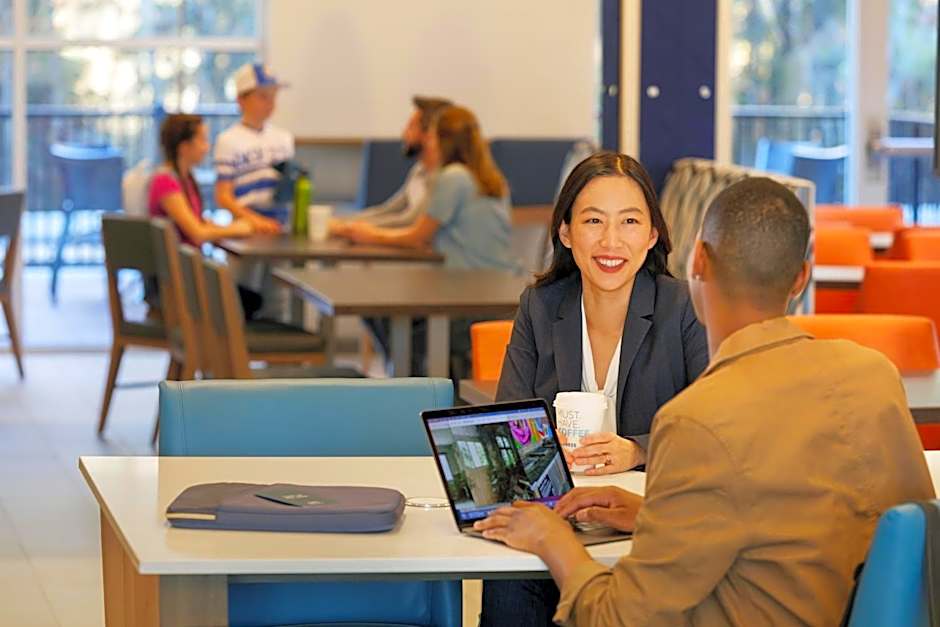 Holiday Inn Express Richmond-Brandermill-Hull Street By IHG