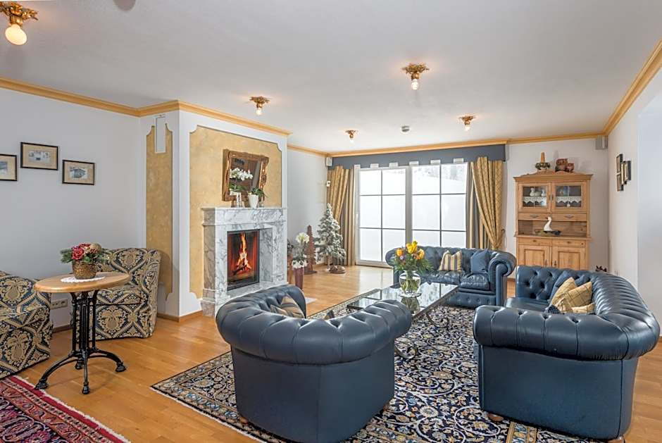 Hotel Almschlössl & Schrotteralm