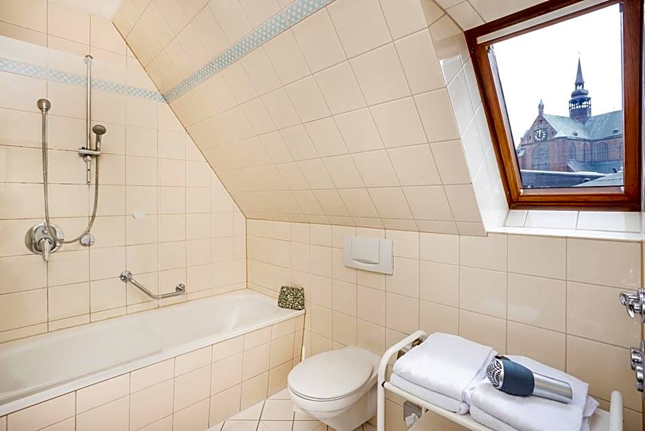 maakt Apartments