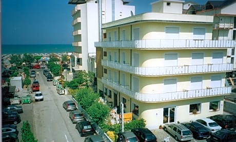 Quadruple Room with Sea View