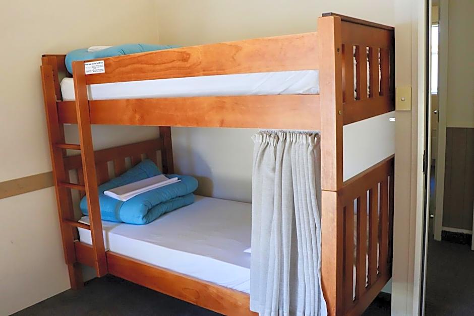 Lakefront Lodge Backpackers – Lake Tekapo, TX