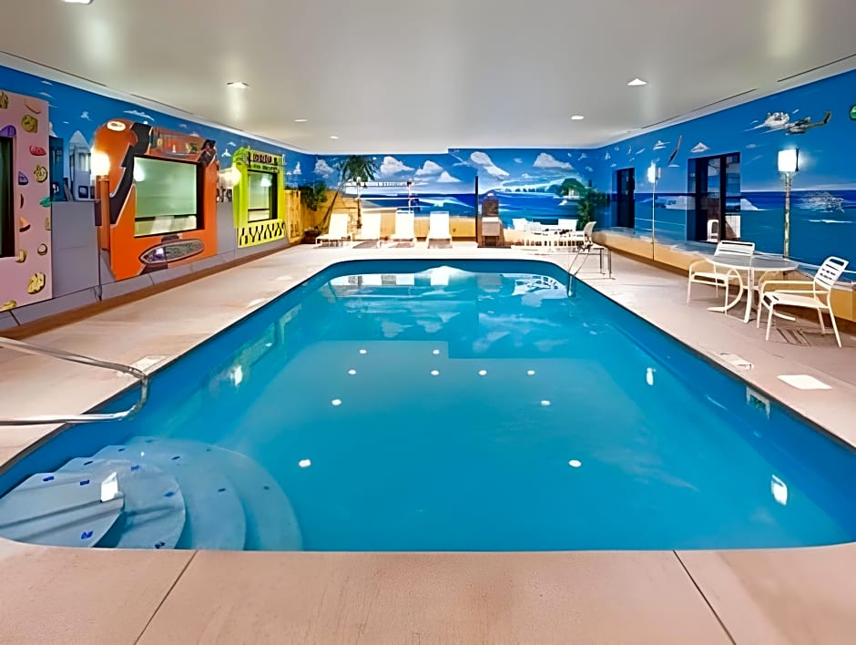 Holiday Inn Express Hotel & Suites Franklin - Oil City By IHG