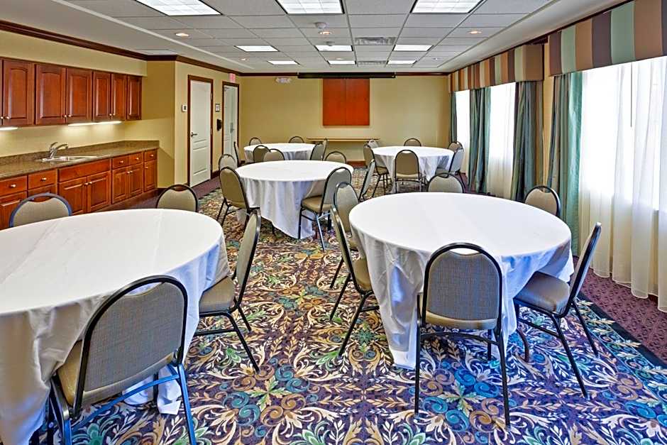 Staybridge Suites Indianapolis-Carmel By IHG