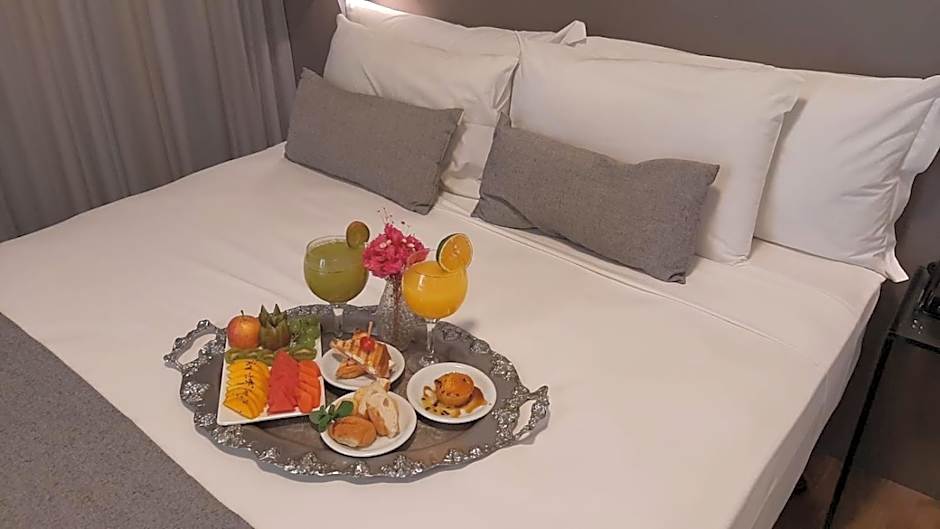 Max Savassi Apart Service