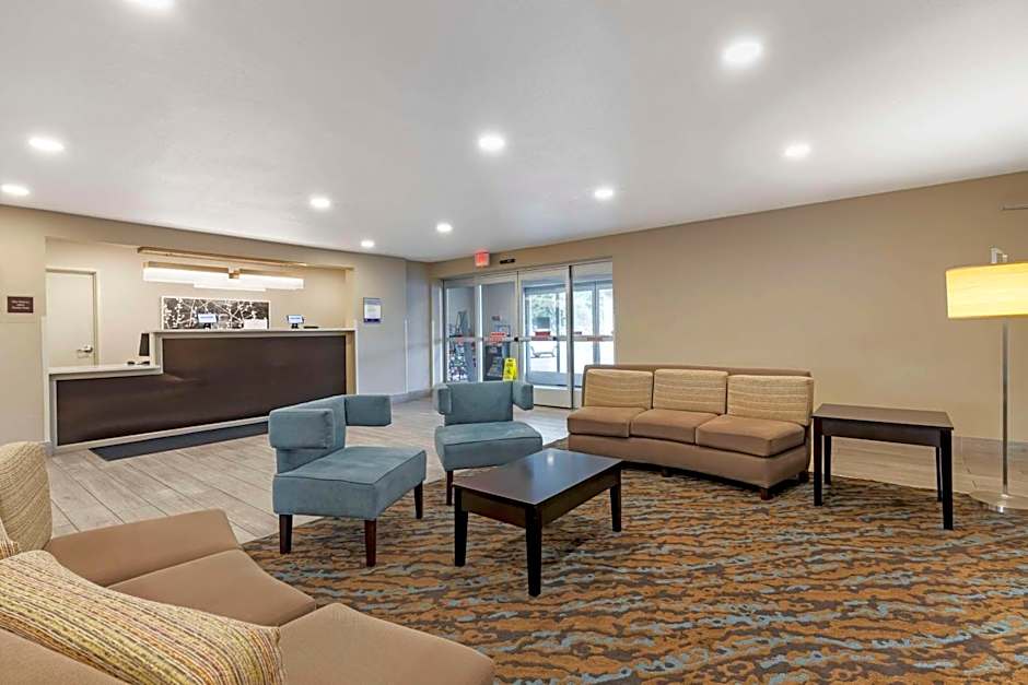 Sleep Inn & Suites