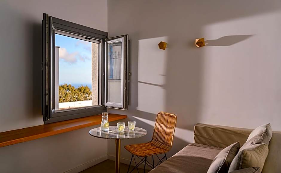 Lemon Suites Santorini