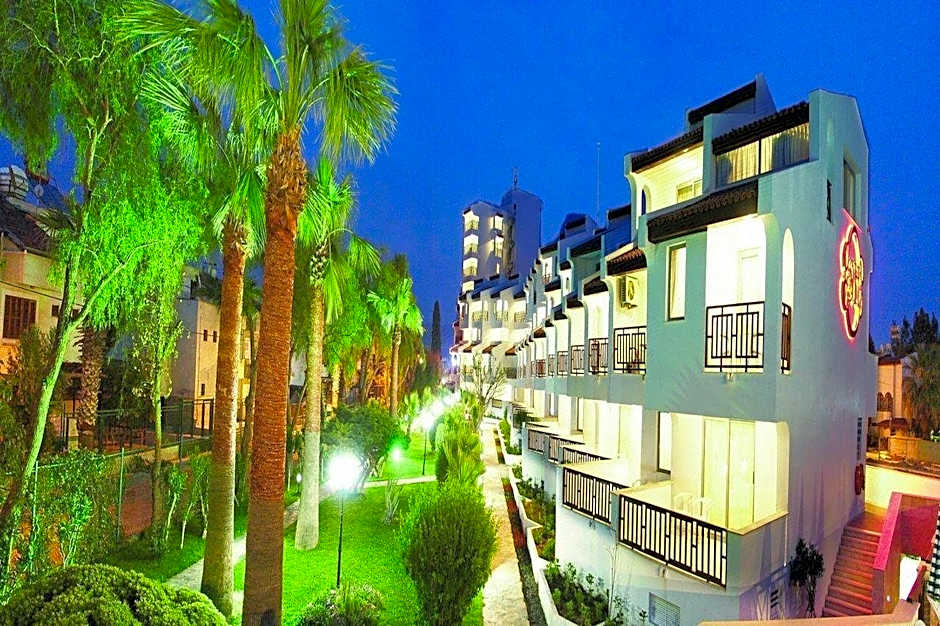 Sentinus Beach Hotel