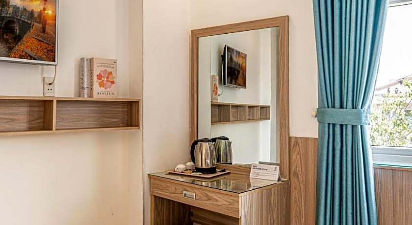 Cozrum - Love Hotel Trần Bình Trọng